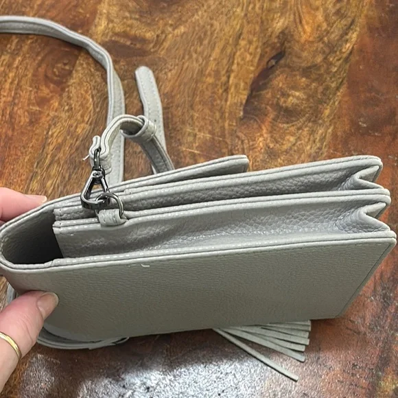 Just Must Small Bunny Crossbody Bag - Picture 5 of 11